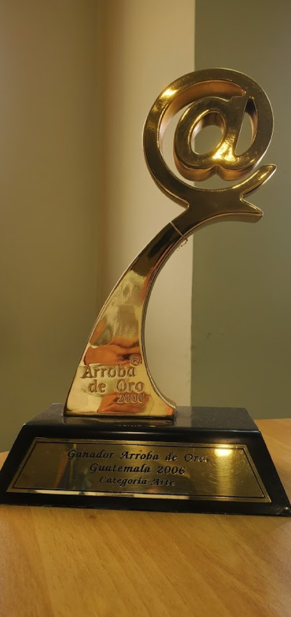 Arroba de Oro Trophy Award